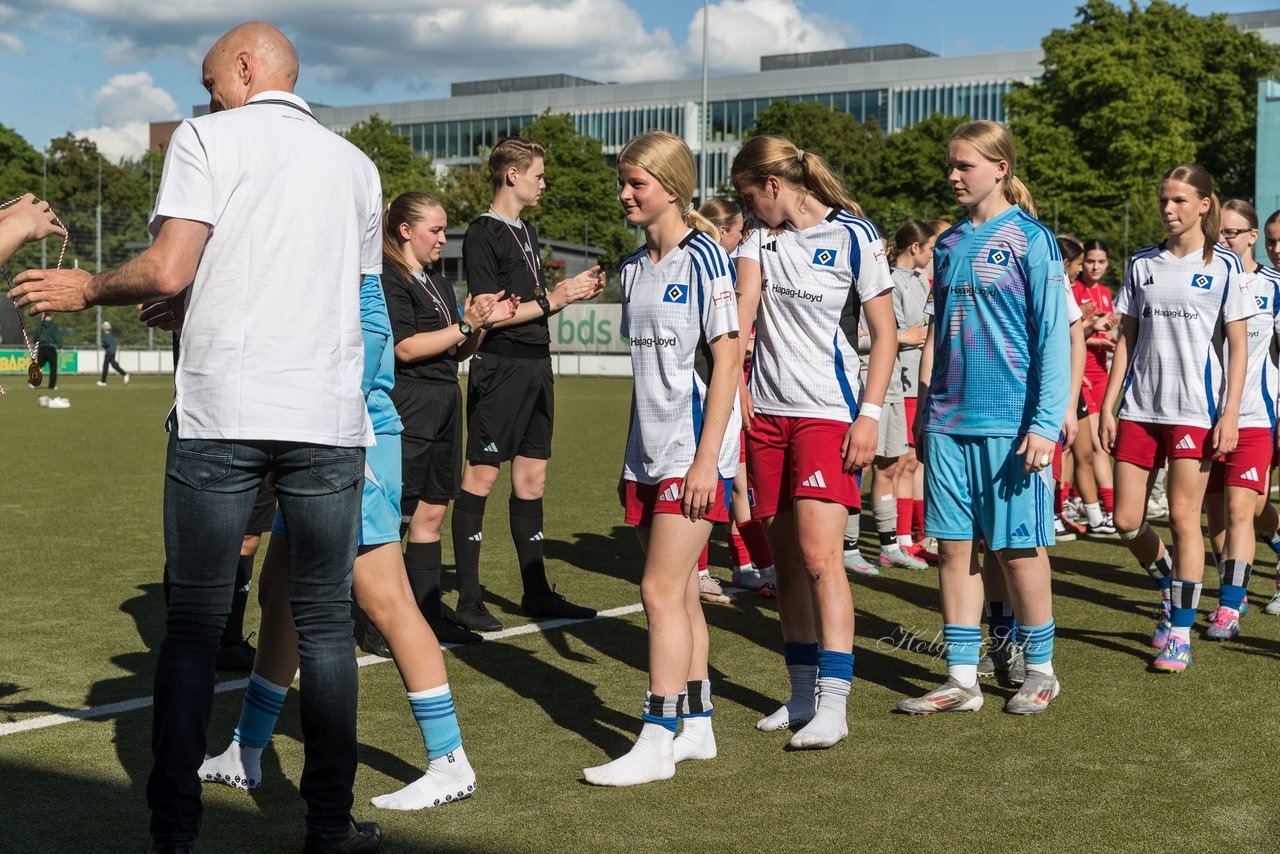 Bild 120 - wBJ Lotto Pokal Finale  Eimsbuetteler TV - Hamburger SV : Ergebnis: 0:3